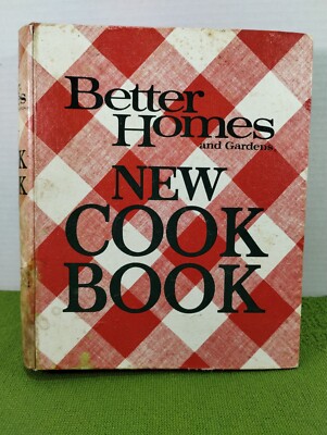 1970s Better Homes & Garden Cookbook Hardcover Ring Binder-image