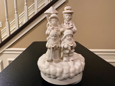 Vintage Christmas Carolers Wind-Up Music Figurine, We Wish You a Merry Christmas-image