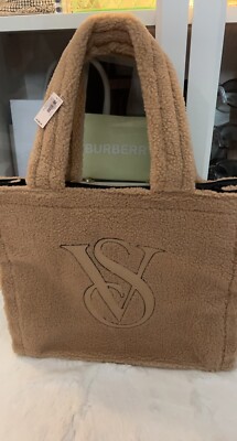 VICTORIA’S SECRET Large Cozy Plush Fleece Tote Bag Sherpa - Warm Brown New W/Tag-image
