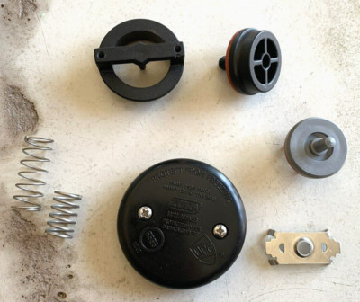 OEM Zurn Wilkins 1”  Pressure Vacuum Breaker Valve 710 Complete Rebuild Kit 1 In-image