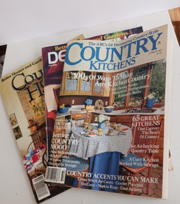 Mixed lot of 3 Vintage Magazines Country Decor 1980s *Reduced Price*-image