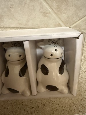 Design Imports Ceramic Cow Salt and Pepper Shakers Brand NEW In Box-image