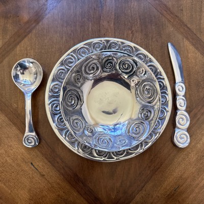 Mexican Pewterware Bowl Plate Serve Knife Spoon Spiral Design PK Fine Imports-image