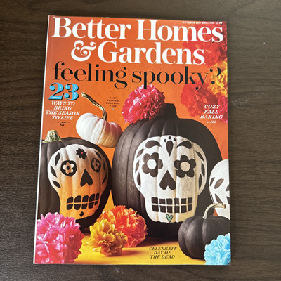 Better Homes and Gardens October 2017 Feeling Spooky? Halloween Cozy Fall Baking-image