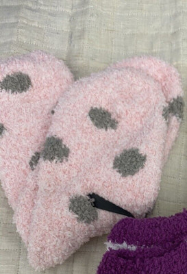 Macy's Pink Gray Polka Dots Winter Cozy Fuzzy Socks Microfiber Soft Touch, Comfy-image