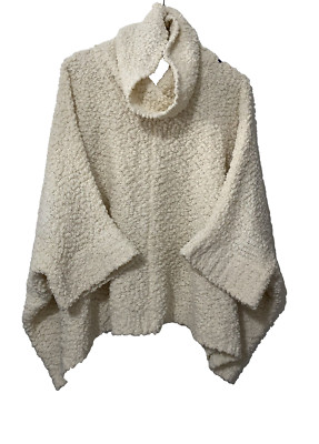 Romeo & Juliet Couture Cozy Cream Turtleneck Sweater Size Small NWOT-image