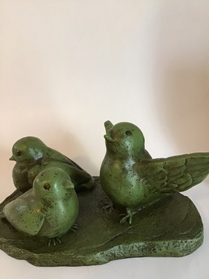 Better Homes & Garden Resin Green 3 Bird Centerpiece -image