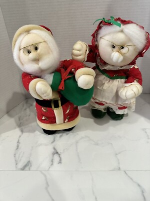Vintage Christmas Wind Up Animated Music Plush Figures/Decor Santa & Mrs. Clause-image