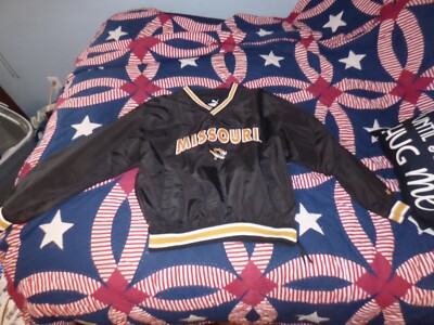 VINTAGE PUMA SIZE LARGE MISSOURI TIGER MU PULL OVER WIND BREAKER-image