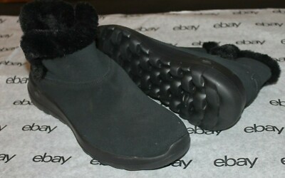 Skechers SZ 10 SLIP ON  Bootie Ankle Boot Cozy Comfort Faux Fur Winter-image