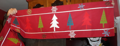 Pier 1 red Christmas table runner with tree & snowflake design  72