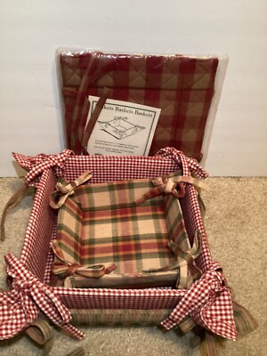 Parks Import Designs Set Of 4 Christmas Tie Baskets Plaid W/Trees 5x5 & 8x8-image