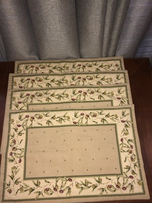 4 -Better Homes & Gardens Placemats Tan w/Green Olive Boarder Machine Wash EUC-image