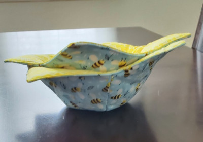 HANDMADE 2 COZY BOWLS 100% COTTON 100% DOUBLE COTTON BATTING COTTON THREAD-image