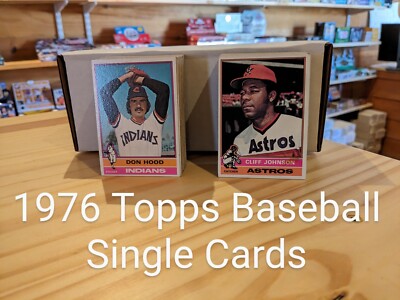 1976 Topps Baseball Single Cards (250 - 500). Complete Your Set.-image