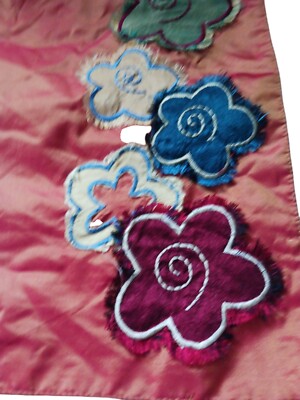 Pier 1 Imports Set of 3 Reversible Colorful Fabric Placemats Irredecent, Flowers-image