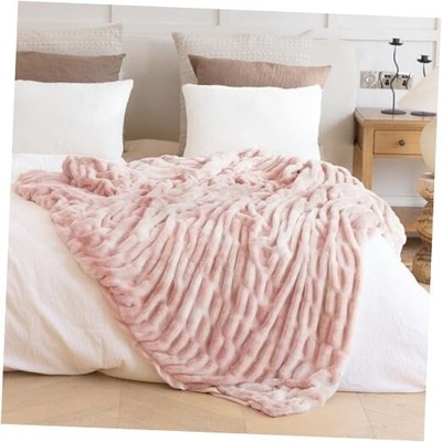 Luxury Faux Fur Blanket with Stretch Ruched Design, Cozy Faux Fur Twin -image