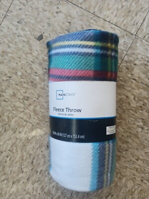 MainStay Winter Theme Bright Red/White Snowflakes 50x60 Fleece Throw-image