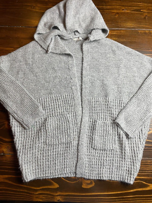 Cozy Casual Sweater, Women's Size Medium, Gray, Pullover, Pocket, Knitted-image