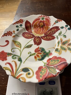 Set of 2 Pier 1 Plates White flower Floral Red Scalloped Edge 8.5”-image