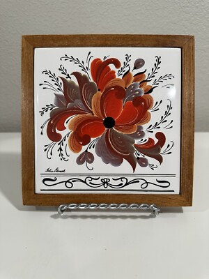 Framed Vintage Decorative Tile Trivet Signed By Helen Black. Norwegian design.-image