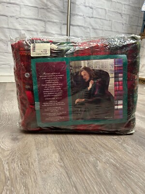 Jcpenney Room Warmer Acrylic Hypoallergenic and Moth Proof  Size 60