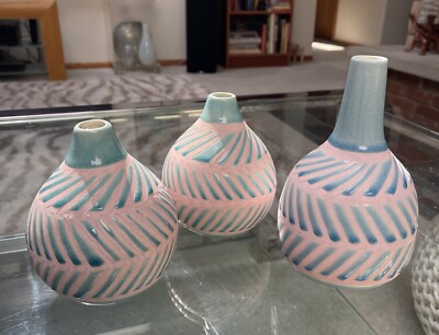 BEAUTIFUL SET OF VASES 3 Pier 1 Imports Glazed Painted Clay Pink & Turquoise EUC-image