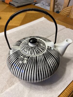 Pier 1 Akina Teapot - Black & White Design -image