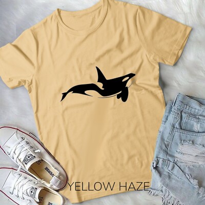 Cape Cod Massachusetts Humpback Whale Vintage Wind Rose Unisex T-shirt-image