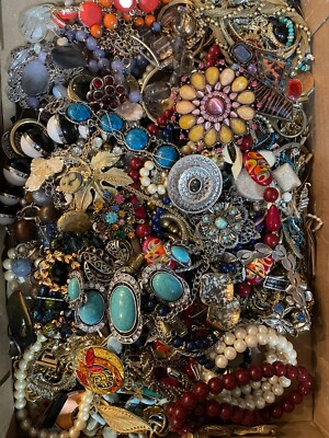 Jewelry Vintage Modern Huge Lot Craft Junk Wear Resale Over One Half Pound Lbs-image