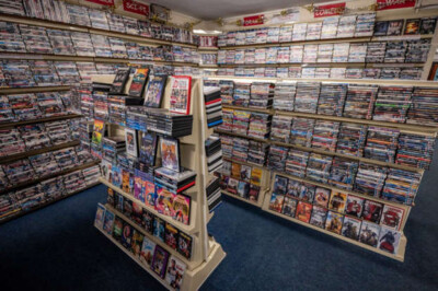 COMEDY DVD lot: Pick and choose DVDs with Flat Shipping $4.50 No Limit!-image