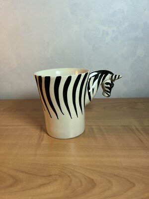 Pier 1 Imports Stoneware Zebra Coffee/Tea Mug/Cup 16 oz-image
