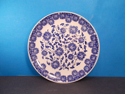 Pier 1 Dinnerware Tang Pattern Blue & White Design Dinner Plate 10 1/2