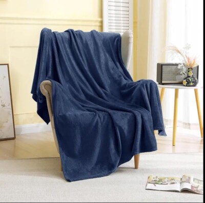 Fleece Throw Blanket For Bed, Couch, Sofa, Light Cozy Blanket Soft Lightweight.-image