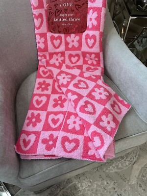 1-NWT COZY NKIT FEATHER DOBLE LAYER PINK  HEARTS AND DAISIES THROW BLANKET-image