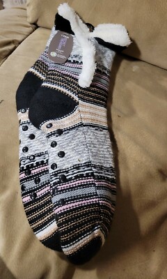 SECRET TREASURES Colossal Stripe Cozy Faux Fur Slipper Socks Women's Size 4-10-image
