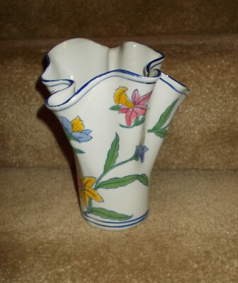 vintage AAA imports fluted wavy glass ruffled vase design is Iris Floral-image