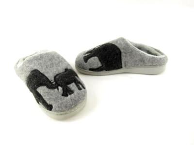 World Of Wildlife Women’s XXS Gray Elephant Slippers - Cozy Slip-On-image