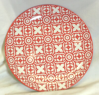 Chiara Mainstays Accent Salad Plate Red & White Pattern c-image