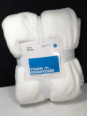 Soft Fluffy Plush Cozy Warm White Throw Machine Wash Blanket 66” x 94” New-image