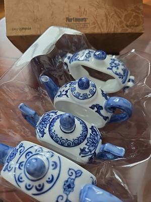 Pier One English Tea Time Porcelain White & Blue Teapot Napkin Rings Set 4 NEW-image