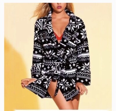 VS PINK Fleece Short Cozy Robe Size M-image