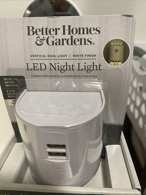 Better Homes & Gardens LED Dual Light Night Light with 2 USB Charging Ports-image