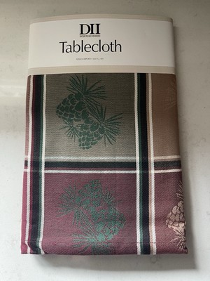 NEW Design Imports DII Fall Acorn Tablecloth 52 x 52  Tan Green Burgandy-image