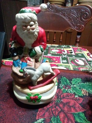 Vintage Musical Wind Up Santa Claus Figurine-image