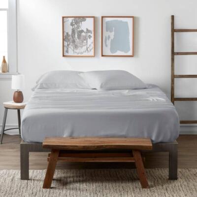 Becky Cameron 4-Piece Sheet Set Queen 300 Thread Count Antimicrobial Light Gray-image