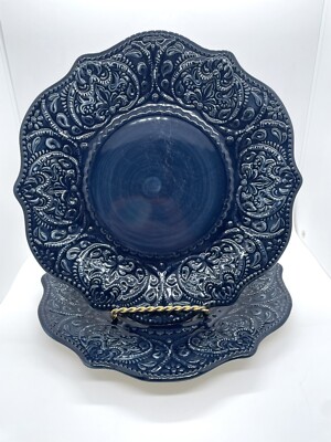 Pier 1 Imports Chateau Clair Scalloped Blue Indigo Dinner Plates Set 2 SEE PICS-image