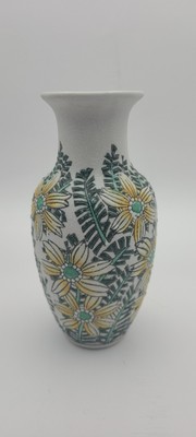 Pier 1 Imports Vase 6.5