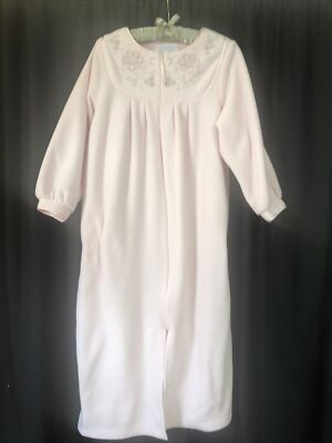 Erika Taylor Intimates Fleece Long Zip Front Pink Embroidered Robe Med?-image