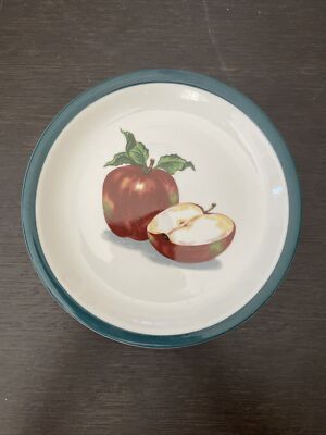 MSY2 Mainstays Home Apples Seeds Dinner Plate 10